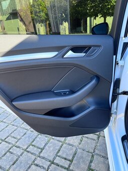 Audi A3 2.0 TDi S-line 110kW - 14