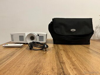 Predám projektor ACER H6517ABD - 14