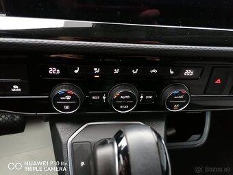 Predám Multivan 2.0 BiTDI 204k (150 kW) Highline 4Motion DSG - 14