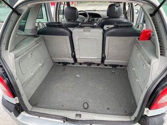 Predám Renault Scénic 1.8 85 KW R.v. 2002 - 14
