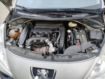 Peugeot 207 1.6 THP - GT verzia Le Mans - 14