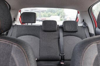 Peugeot 206 1.4i 55kW Hatchback 2008 5.st Manuál - 14