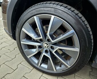ŠKODA OCTAVIA SCOUT 2.0 TDi DSG REZERVOVANE⛔️ - 14