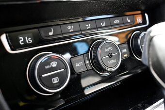 Volkswagen Passat Variant 2.0 TDI BMT R-Line Highline DSG - 14