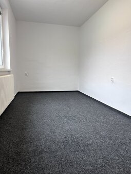 Veľký rodinný dom na predaj - Kysucké Nové Mesto - Ochodnica - 14