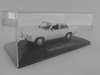 Opel Rekord, RAF Latvia   1/43 - 14