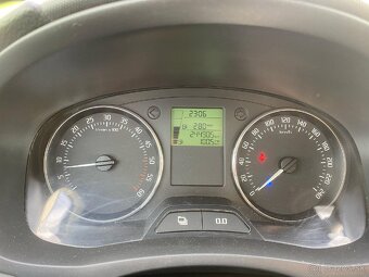 Škoda Fabia 1.6tdi - 14