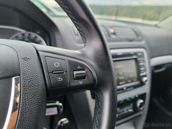 Škoda Octavia Combi TDI DSG 2012 Elegance - 14