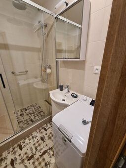 3-izbový byt, 70 m2 plus lodžia s krásnym výhľadom - 14