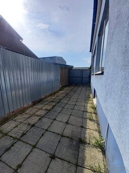 Investičná budova na podnikateľské účely – Holubyho - 14