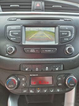 KIA Cee’d Hatchback 1.6 diesel, 100kw Manuál - 14