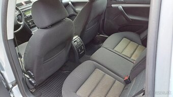 Škoda octavia Scout 2.0 FSI4x4.combi model 2009 dobrom stave - 14