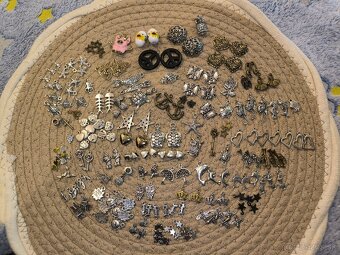 Bižutéria,náušnice,náhrdelníky,brošne,prstene,prívesky - 14