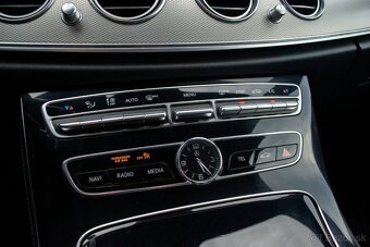 Mercedes-Benz E trieda Sedan 220 d 4MATIC A/T ODPOČET DPH - 14