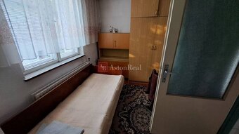 PREDAJ: 6 izbový rodinný dom, pozemok 612m2, Valaská Dubová - 14