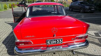 Mercedes w110 heckflosse 1963 diesel - 14