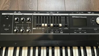 Predám Roland VR-730 + hard case - 14