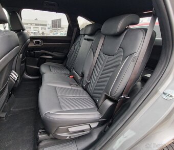 KIA SORENTO 2.2 CRDI PLATINUM, 7 MIESTNE, V ZÁRUKE - 14