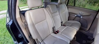 Predám Volvo XC90 Executive 7 miestne - 14