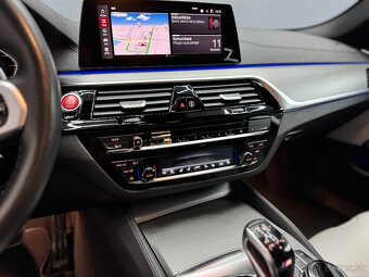 BMW M5 COMPETITION xDrive - 14
