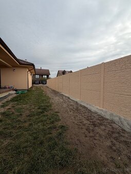 Jesenný výpredaj- Bezpórové vibroliate oplotenie - 14