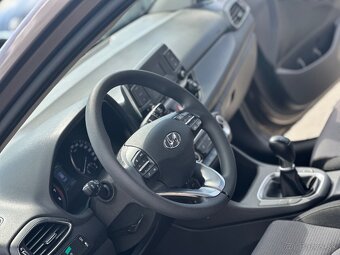 HYUNDAI I30 ,SW , Kupovane na SR , TOP STAV - 14