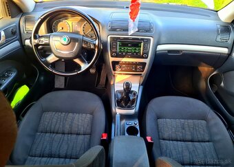 Škoda Octavia II FACELIFT 2013 Combi 2,0TDI 103KW TOP STAV - 14