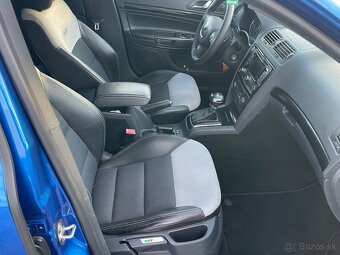 ŠKODA OCTAVIA 2 RS DSG 2,0 tdi 125 kw Race Blue WEBASTO - 14