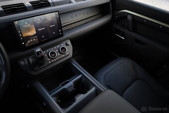 Land Rover Defender 110 3.0D I6 D250 MHEV SE MERIDIAN AT AWD - 14