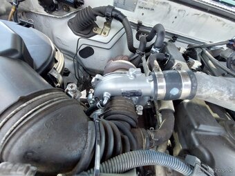 TOYOTA HILUX 3-STRANNÝ VYKLÁPAČ - 14