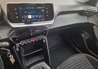 Peugeot 2008 1.2PureTech 130 Allure Fulll Led SR 1majiteľ St - 14