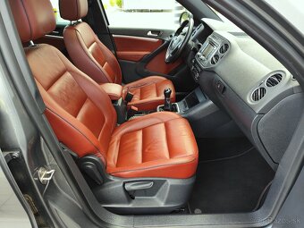 VW Tiguan 2.0 TDI 4x4 R-Line Exclusive -- 156 000 km - - 14