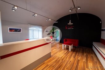 Meštiansky dom v centre Banskej Bystrice s kvalitnou rekonšt - 14