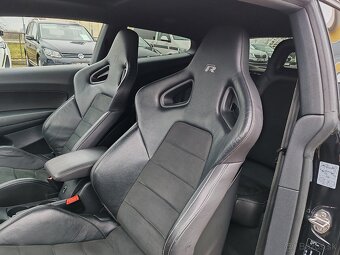 VW Scirocco R 2,0 TFSi 195kW DSG + RECARO sedadlá - 14