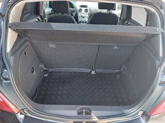 Opel Corsa 1.2 16V 67000km NOVÁ TK,EK - 14
