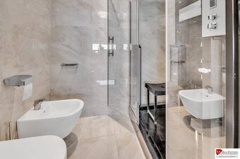 Predaj, Luxusný 4 izbový byt, 180 m2 + 25 m2, Condominium Re - 14