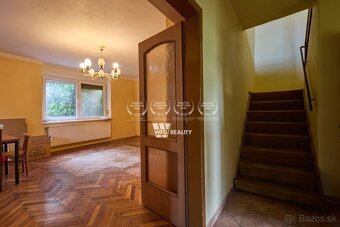 Na predaj: Jedinečný stavebný pozemok so starším rodinným do - 14
