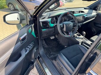 Toyota Hilux GR SPORT 2 MY25 NOVÉ VOZIDLO - 14