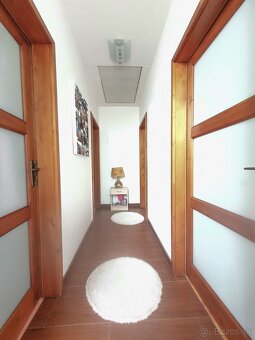 Komfortný dvojpodlažný rodinný dom - 14