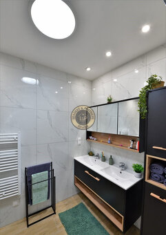 Na prenájom moderne zariadený 3 izbový, dvojpodlažný apartmá - 14