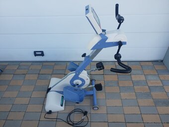 rehabilitačný bicykel na ruky nohy pre ZTP - 14