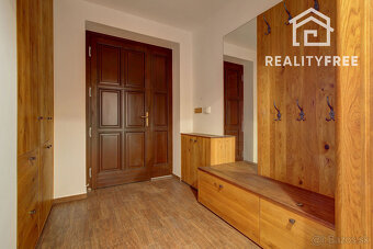 Vidiecka romantická vila na 840 m², 25 min. od Petržalky - 14