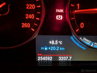 BMW F11 520d xDrive 2015 - 14