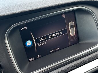 Volvo V40 R-Design D3 2.0 150k A/T - 14