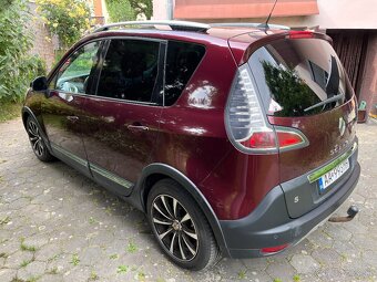 Renault Mégane Scénic 1.5dCi X-MOD - 14