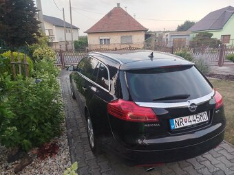 Predam Opel Insignia Sports Tourer - 14
