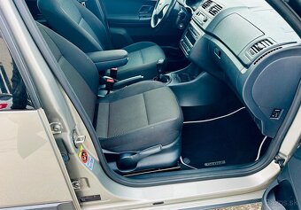 Škoda Roomster Scout facelift 2012 1.2 TSI s Panoráma - 14