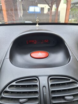 Predám Peugeot 206 - 14
