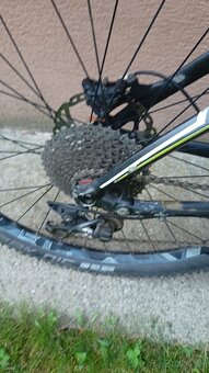 GHOST celoodpruzeny carbon 29" Shimano XT - 14