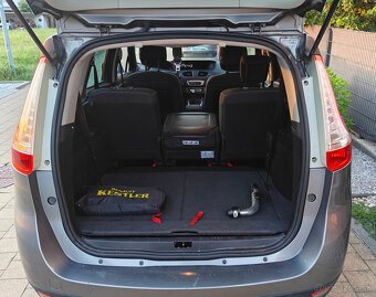 Na predaj: Renault Grand Scenic 1.6 dCi 96 kW, 7-miestny, 1. - 14